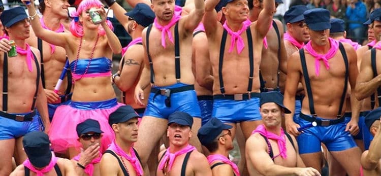 Gay holidays in Amsterdam for Singles