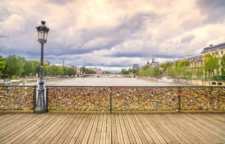 Pont des Arts on Valentine's Day