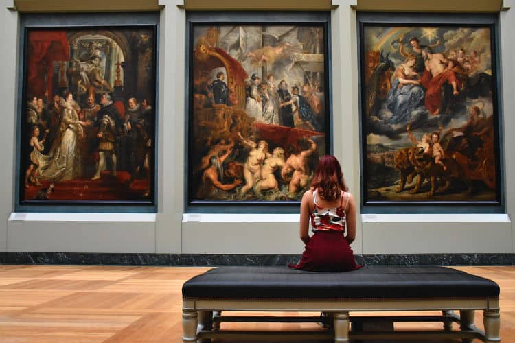 Visitor in Louvre Museum