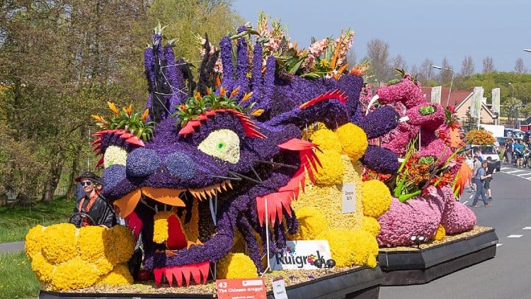 Keukenhof flower parade