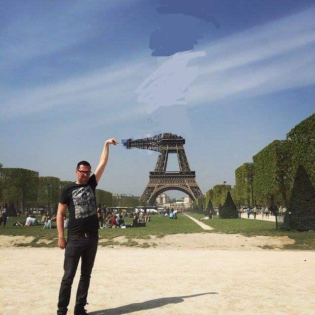 Good intention, but bad effort to help the Eiffel Tower finger guy