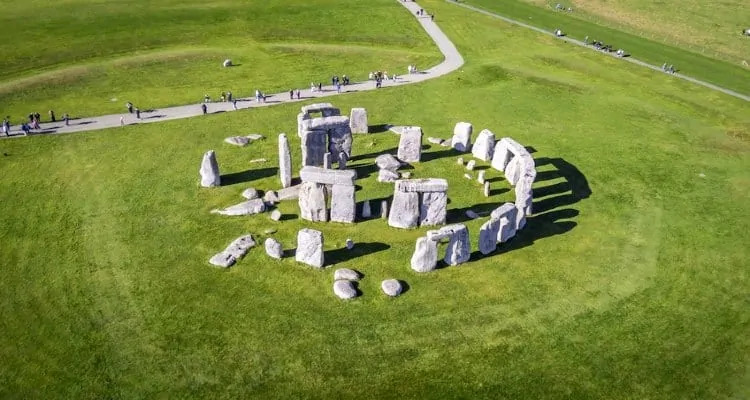 Stonehenge tour from London