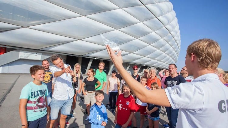 Sightseeing in Allianz Arena