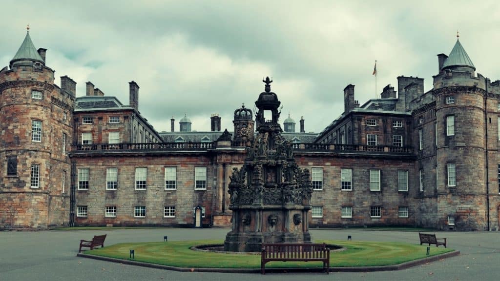 វិមាន Holyroodhouse