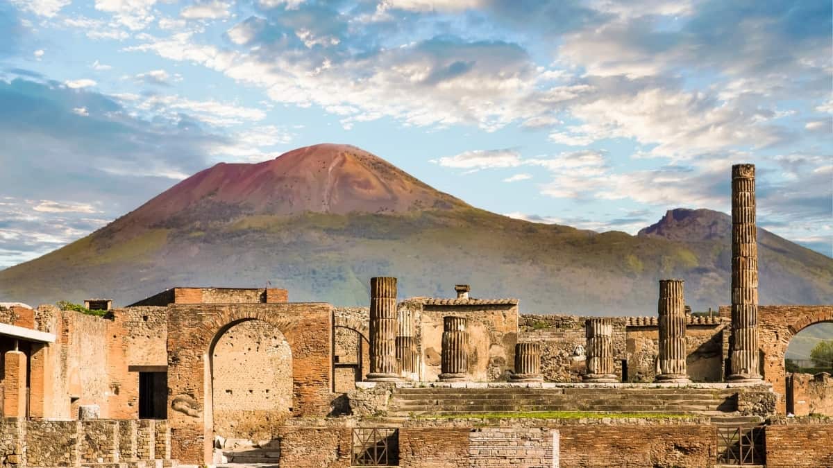 Pompeii ruins