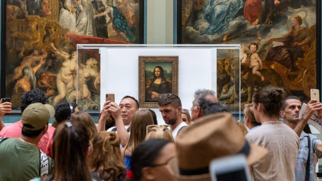 Private tour of Louvre