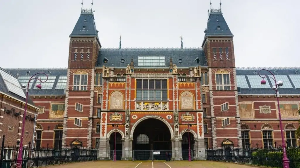 Rijksmuseum дар Амстердам