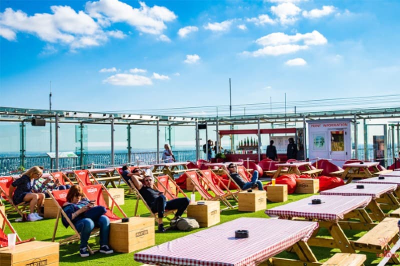 Rooftop bar at Tour Montparnasse