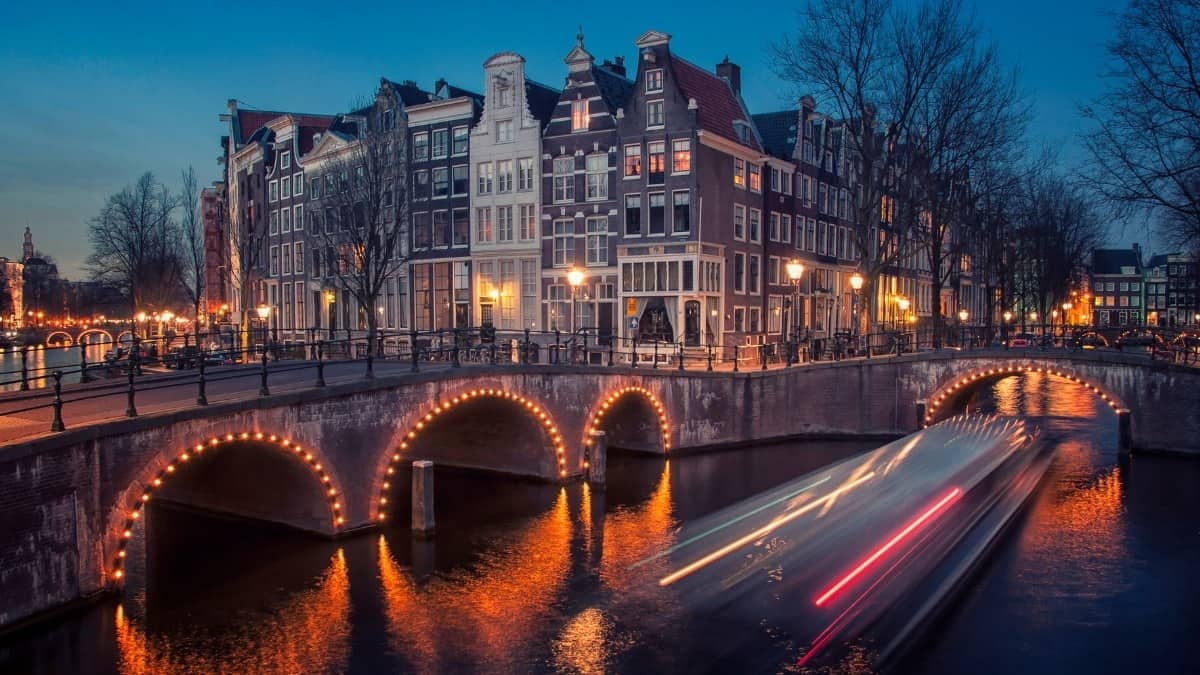 Amsterdam canal cruise at night