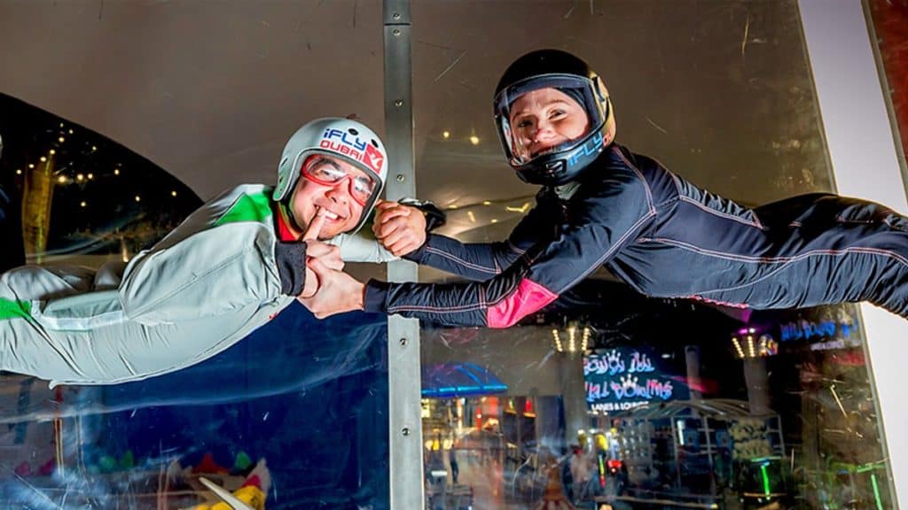 Fallskjermhopping på iFLY Dubai