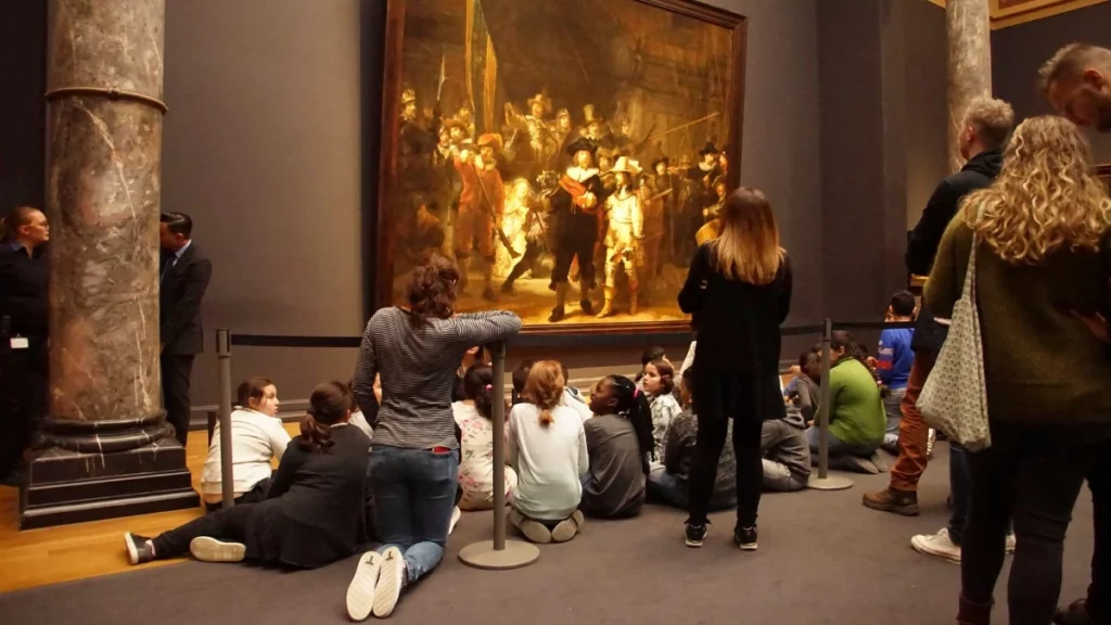 School kids at Rijks Museums