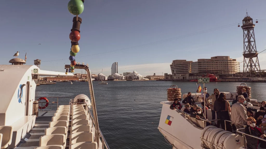 Crucero turístico Las Golondrinas