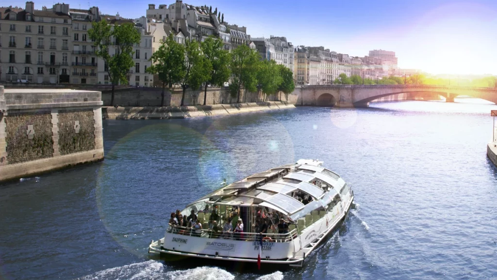 Seine River Hop On Hop Off Tour