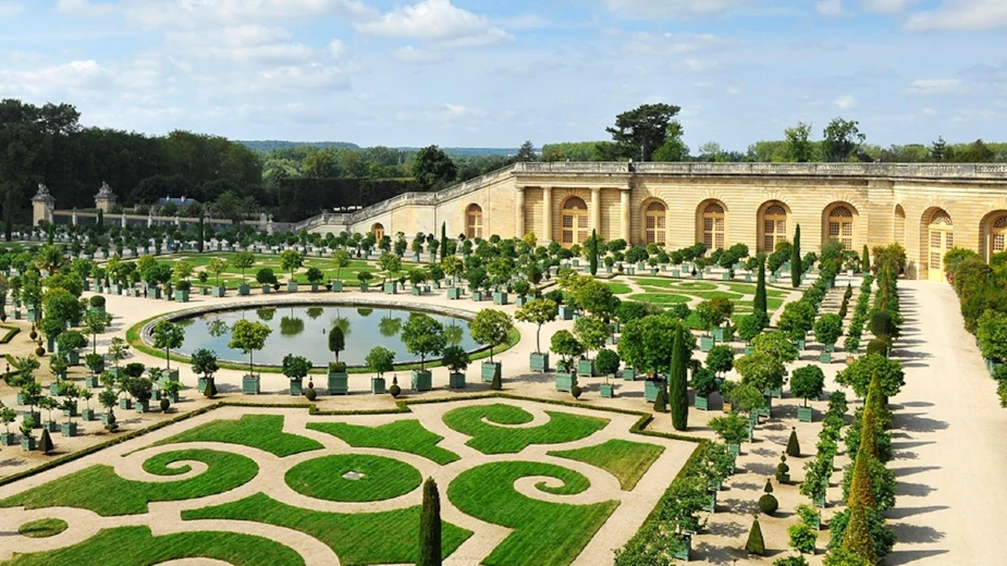 Thoiry ZooSafari + Palace of Versailles and Gardens