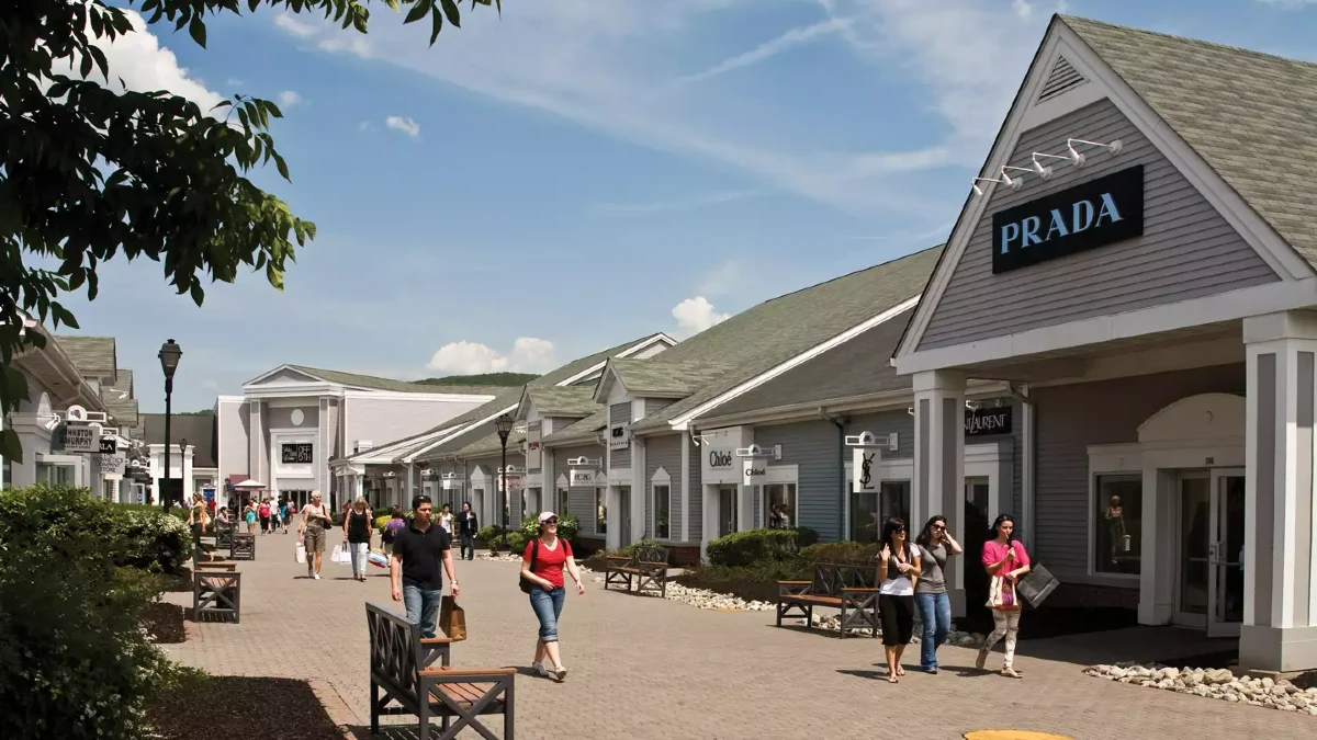 Woodbury Common Outlets NY  UPDATED Guide + Tickets 2023