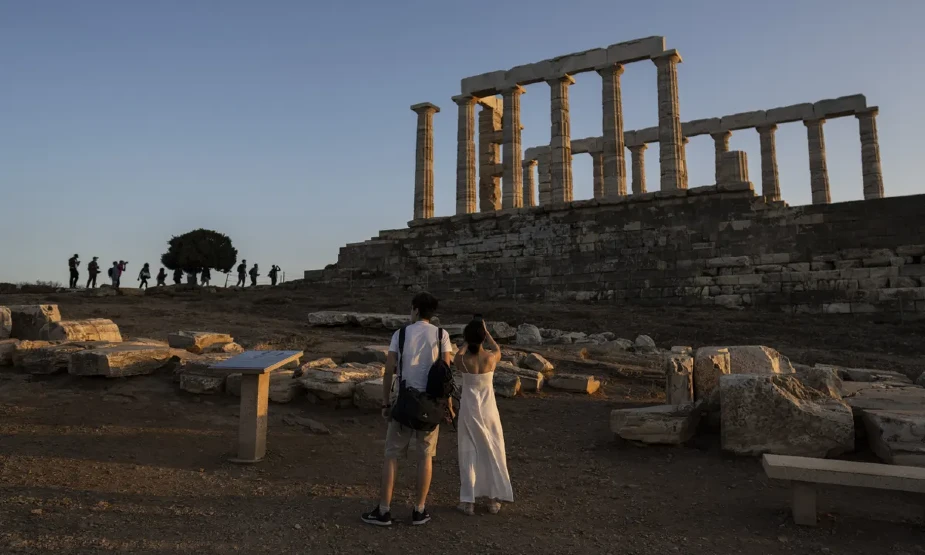 Best time to visit Temple of Poseidon