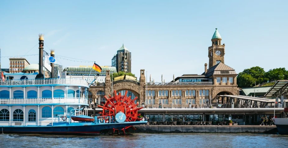 1.5-Hours Harbor and Speicherstadt Day Cruise