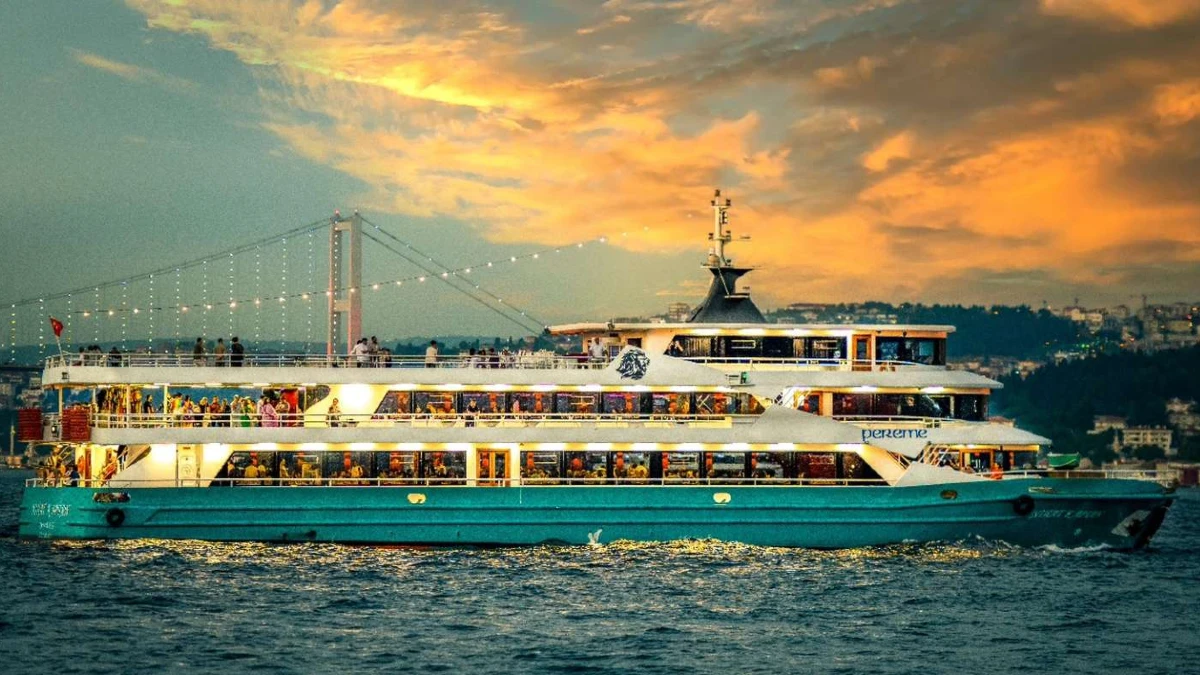 Bosphorus Dinner Cruise