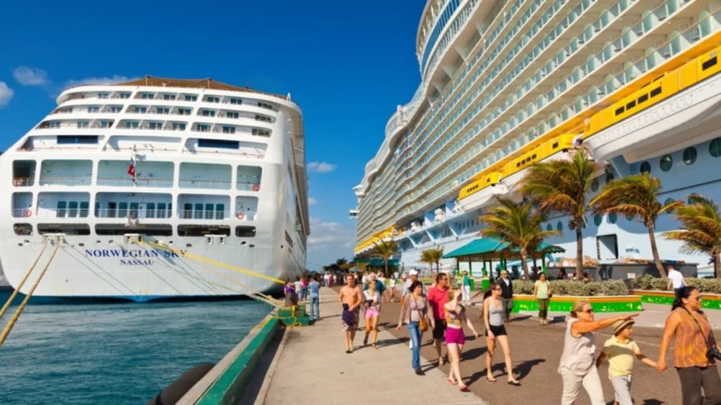 Tourists moving out of a cruise for shore excursions