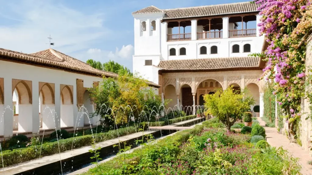 Alhambra gardens Gardens and Fountains in Alhambra